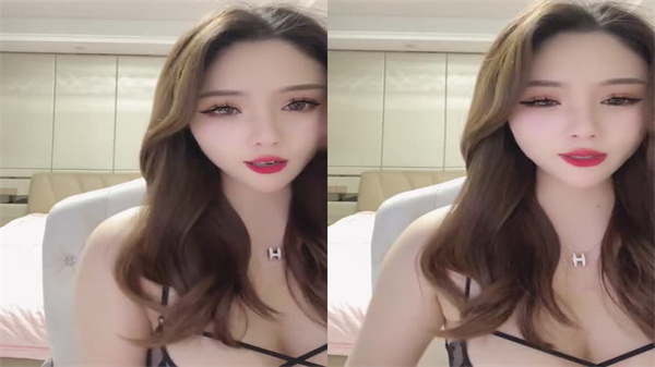 绿播女神转型下海，痴迷窥视她诱人的蜜穴